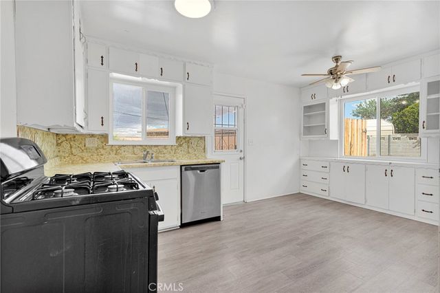 2567 Perth Court, Barstow, CA 92311