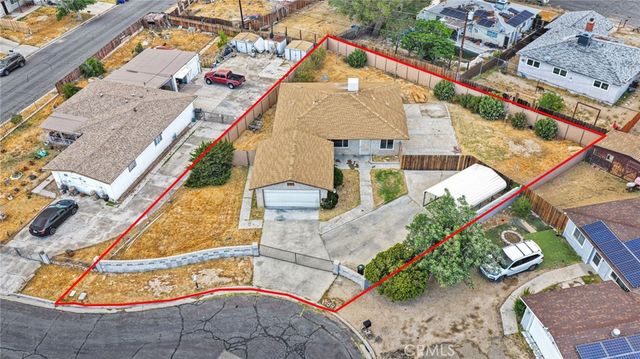 2567 Perth Court, Barstow, CA 92311