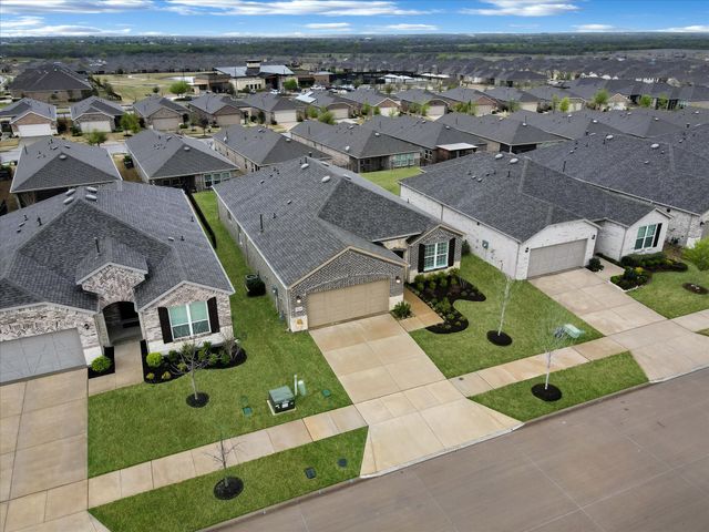 7608 Redwood Forest Lane, Little Elm, TX 76227