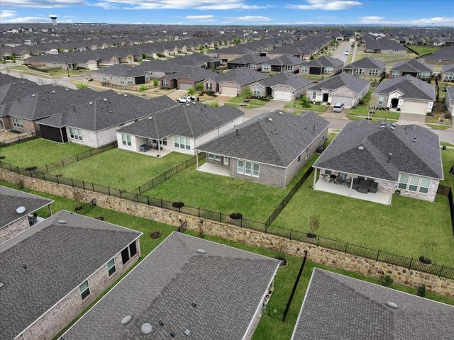 7608 Redwood Forest Lane, Little Elm, TX 76227