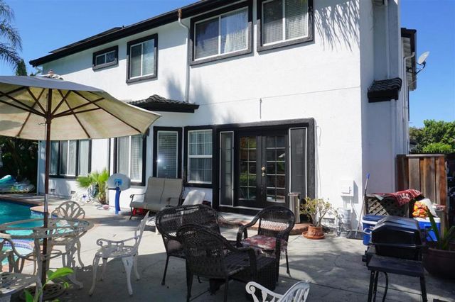 9402 Rodeo Drive, Gilroy, CA 95020