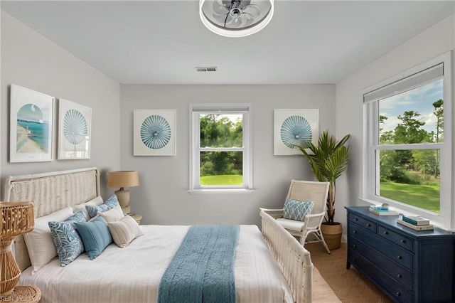 1700 Dandy Loop RD, Yorktown, VA 23692