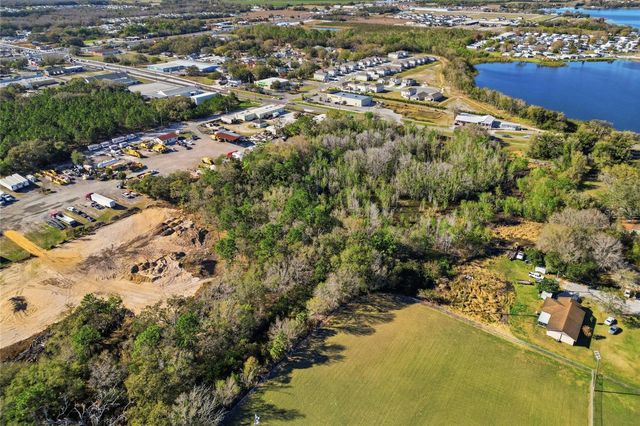 LOUISE AVE, Dundee, FL 33838