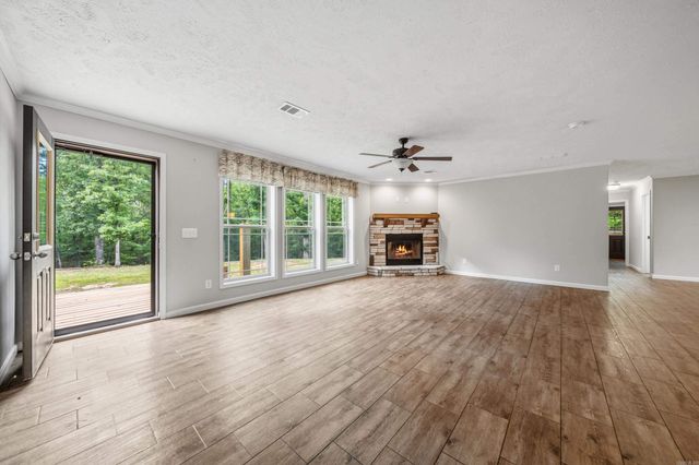 764 Whitfield Road, Pearcy, AR 71964