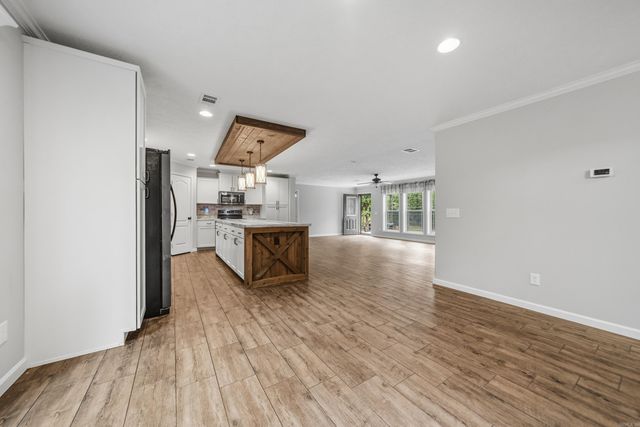 764 Whitfield Road, Pearcy, AR 71964