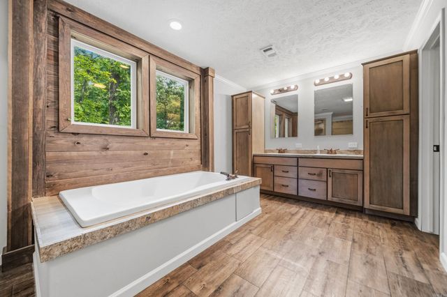 764 Whitfield Road, Pearcy, AR 71964