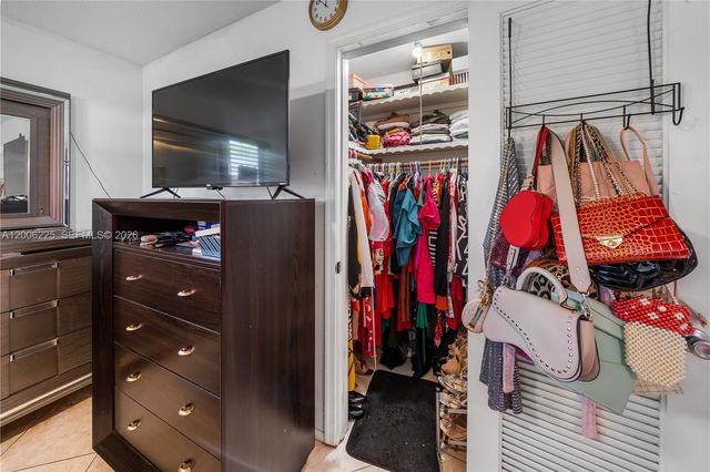 4402 NW 44th Ave, Tamarac, FL 33319