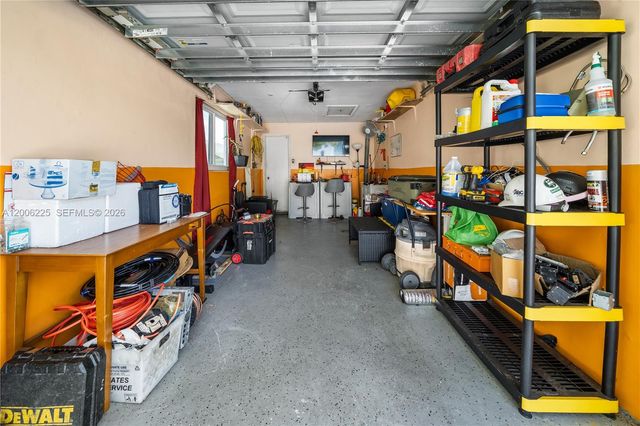 4402 NW 44th Ave, Tamarac, FL 33319