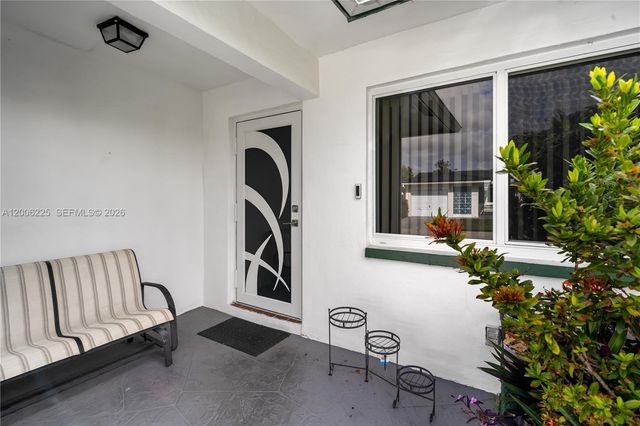 4402 NW 44th Ave, Tamarac, FL 33319