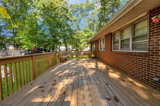 58 Arden St, Franklin Twp., NJ 08873