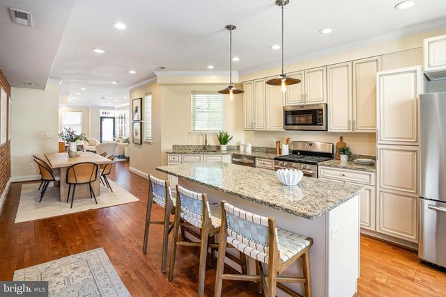 649 ORLEANS PL NE, Washington, DC 20002