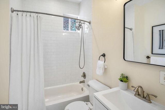 649 ORLEANS PL NE, Washington, DC 20002
