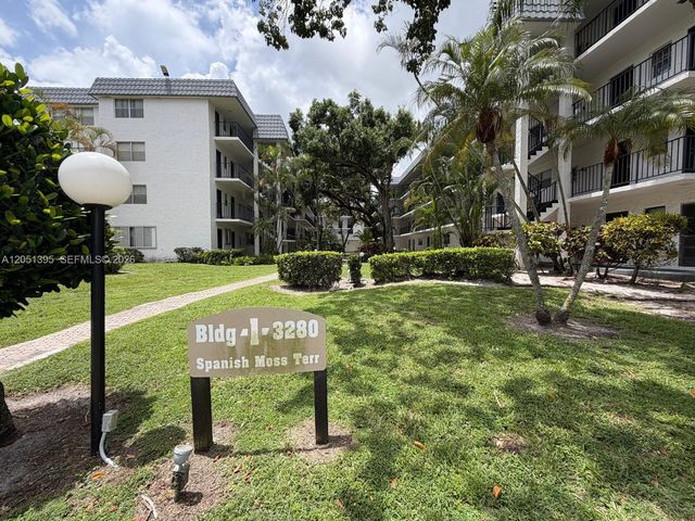 3280 Spanish Moss Ter 110, Lauderhill, FL 33319