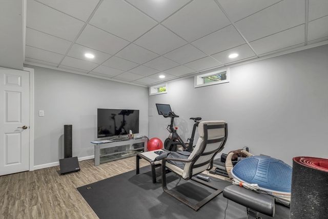 84 Hawthorne Village Rd 84, Nashua, NH 03062