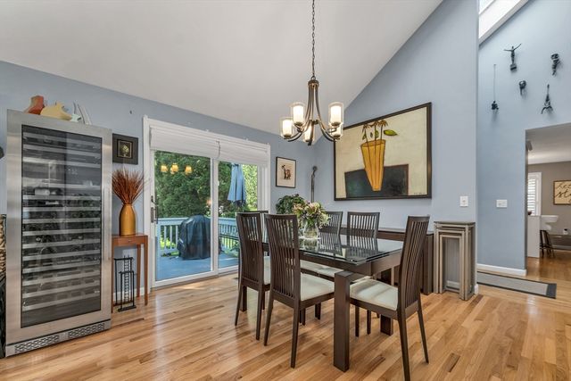 84 Hawthorne Village Rd 84, Nashua, NH 03062