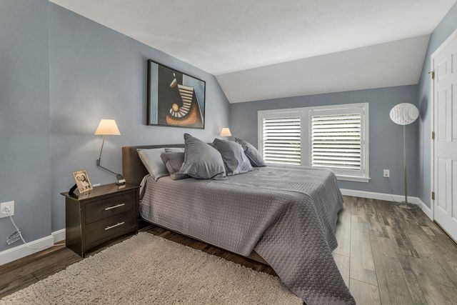 84 Hawthorne Village Rd 84, Nashua, NH 03062