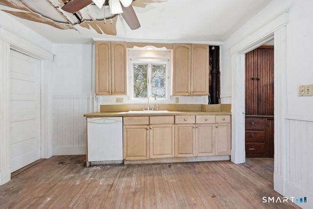 30 Old Wolcott Road, Bristol, CT 06010