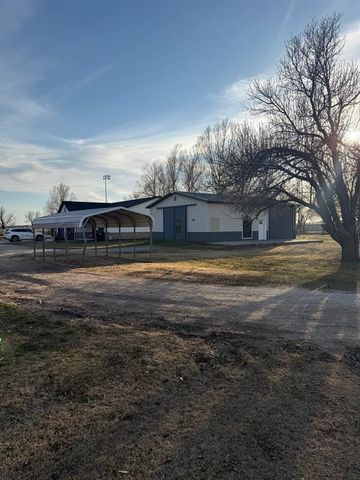 300 Braid Lane, Mcloud, OK 74851