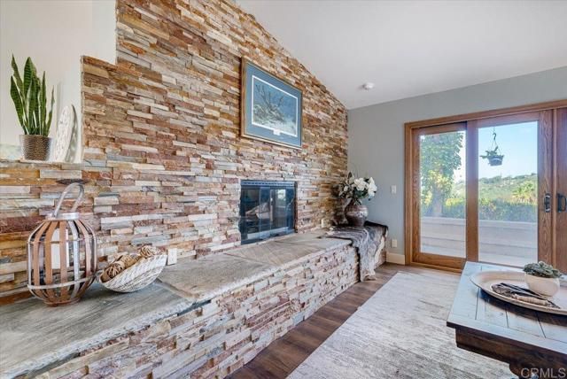 16355 Whispering Oaks Drive, Ramona, CA 92065