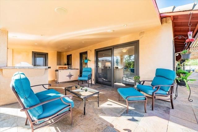 16355 Whispering Oaks Drive, Ramona, CA 92065