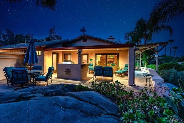 16355 Whispering Oaks Drive, Ramona, CA 92065