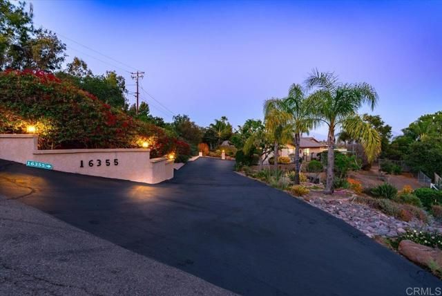 16355 Whispering Oaks Drive, Ramona, CA 92065