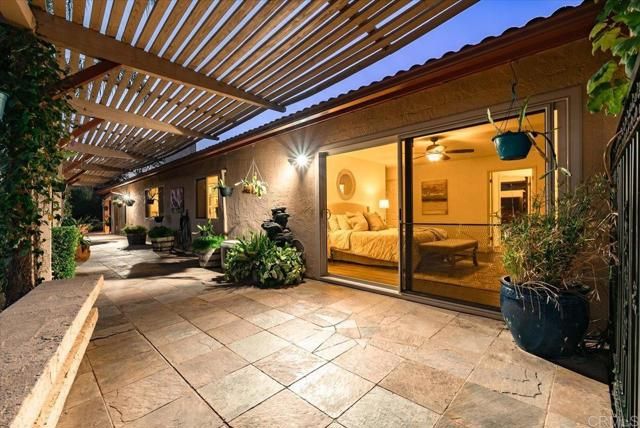 16355 Whispering Oaks Drive, Ramona, CA 92065