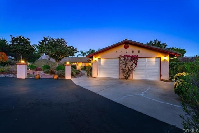 16355 Whispering Oaks Drive, Ramona, CA 92065