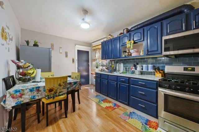 209 N 11Th St, Newark City, NJ 07107