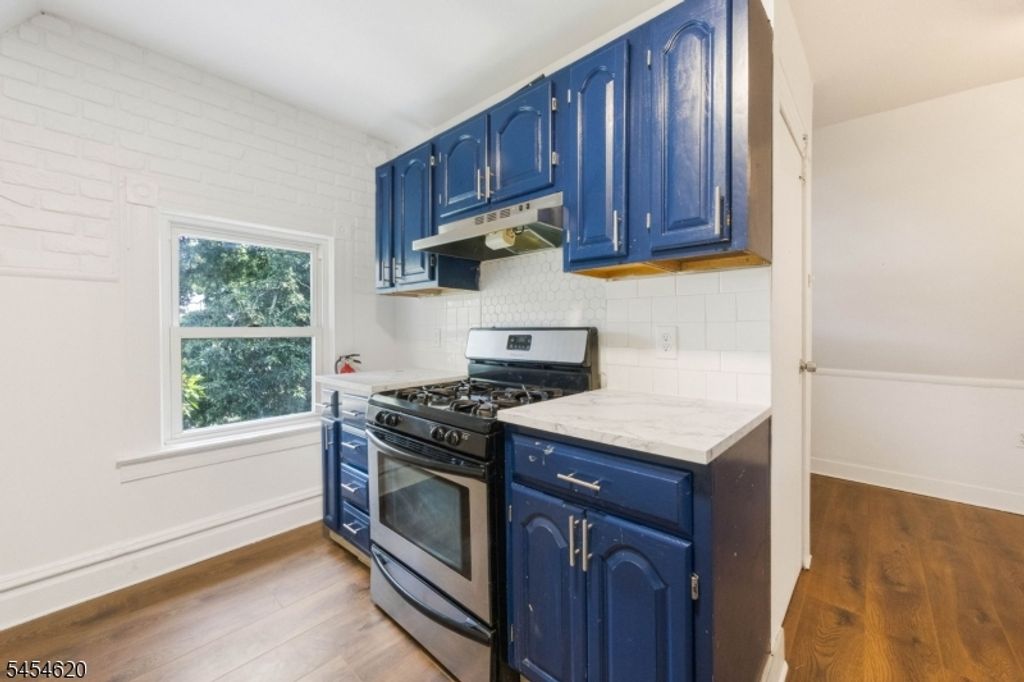 209 N 11Th St, Newark City, NJ 07107 — photo 3