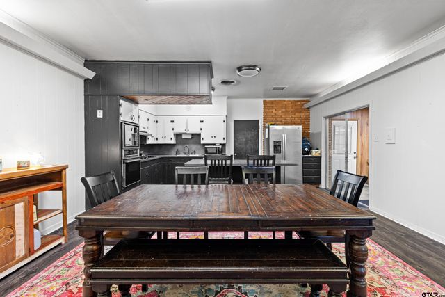 500 W Marshall, Gladewater, TX 75647