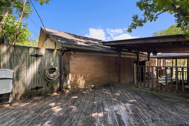 500 W Marshall, Gladewater, TX 75647