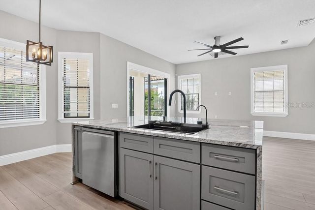 10459 STAPELEY DRIVE, Orlando, FL 32832