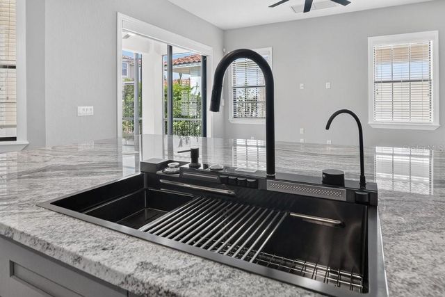 10459 STAPELEY DRIVE, Orlando, FL 32832
