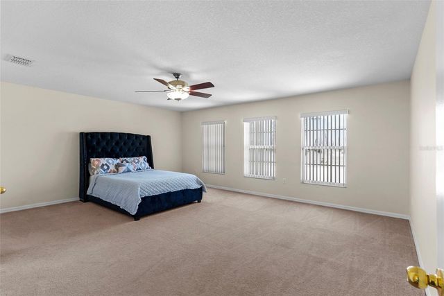 7716 PARK HILL AVENUE, Leesburg, FL 34748