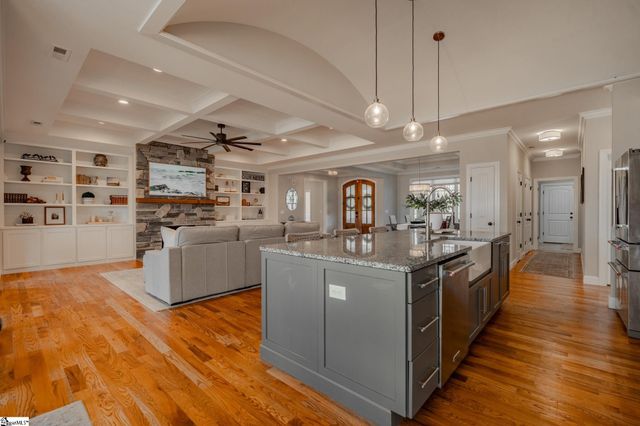 213 Kittansett Court, Taylors, SC 29687