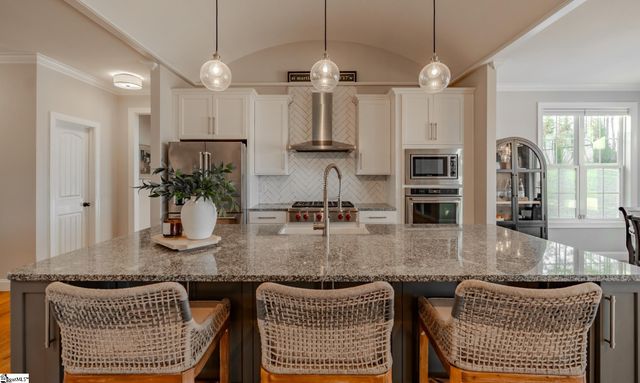 213 Kittansett Court, Taylors, SC 29687