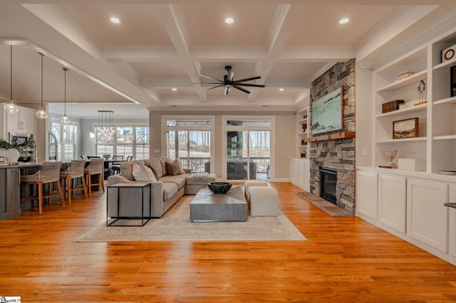 213 Kittansett Court, Taylors, SC 29687