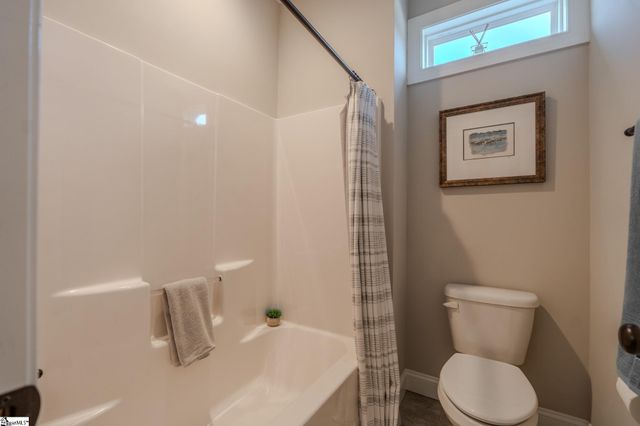 213 Kittansett Court, Taylors, SC 29687