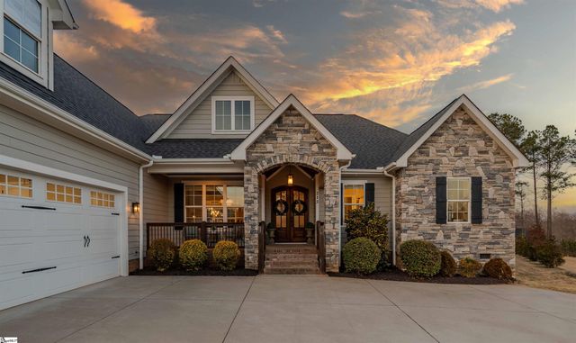 213 Kittansett Court, Taylors, SC 29687