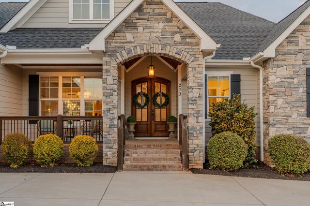 213 Kittansett Court, Taylors, SC 29687