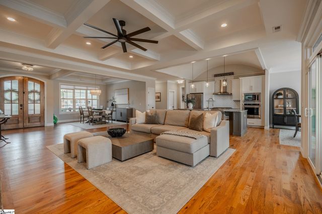 213 Kittansett Court, Taylors, SC 29687