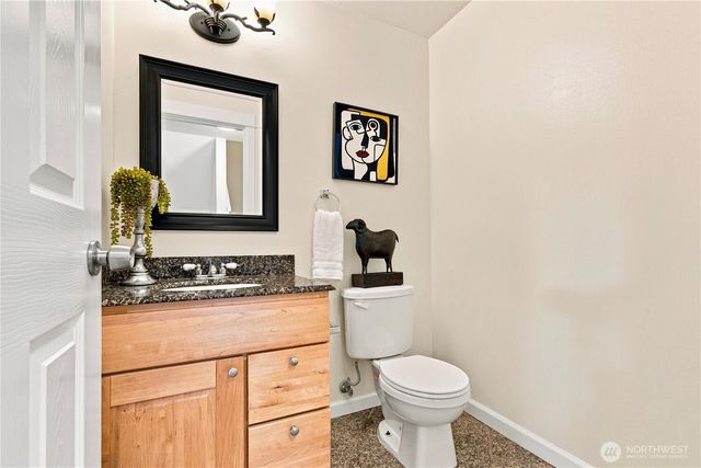 2604 SW Genesee St, Seattle, WA 98106