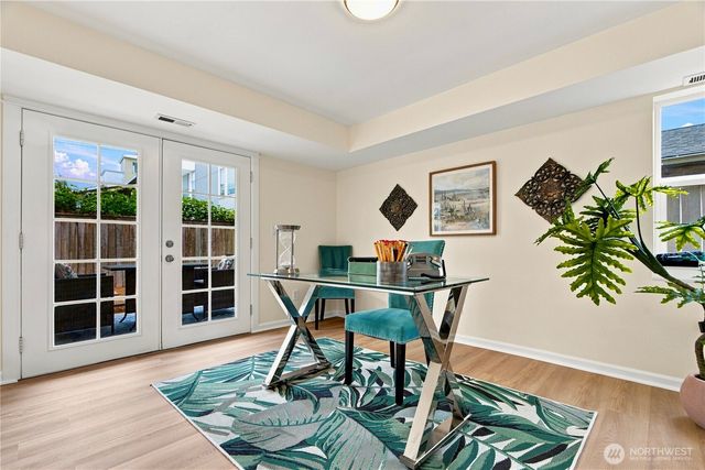2604 SW Genesee St, Seattle, WA 98106