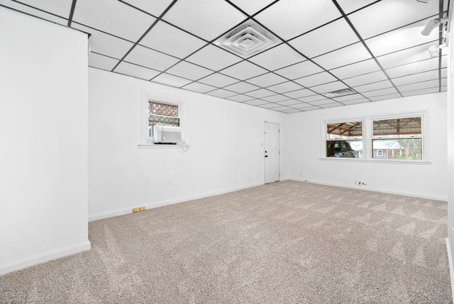 611 Rocky Hill Rd, Clarksville, TN 37042