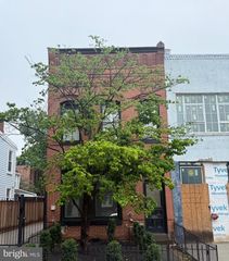 710 E ST SE #3, Washington, DC 20003