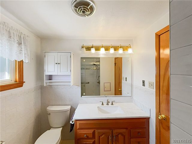 86 Jane Drive, Cheektowaga, NY 14227