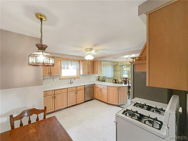 86 Jane Drive, Cheektowaga, NY 14227