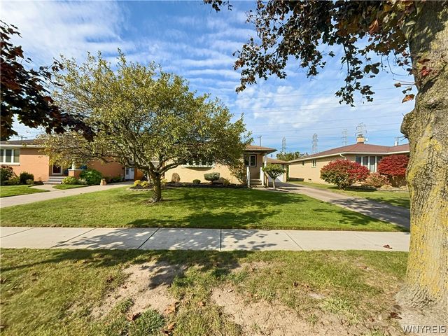 86 Jane Drive, Cheektowaga, NY 14227