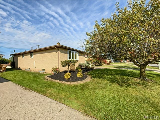 86 Jane Drive, Cheektowaga, NY 14227
